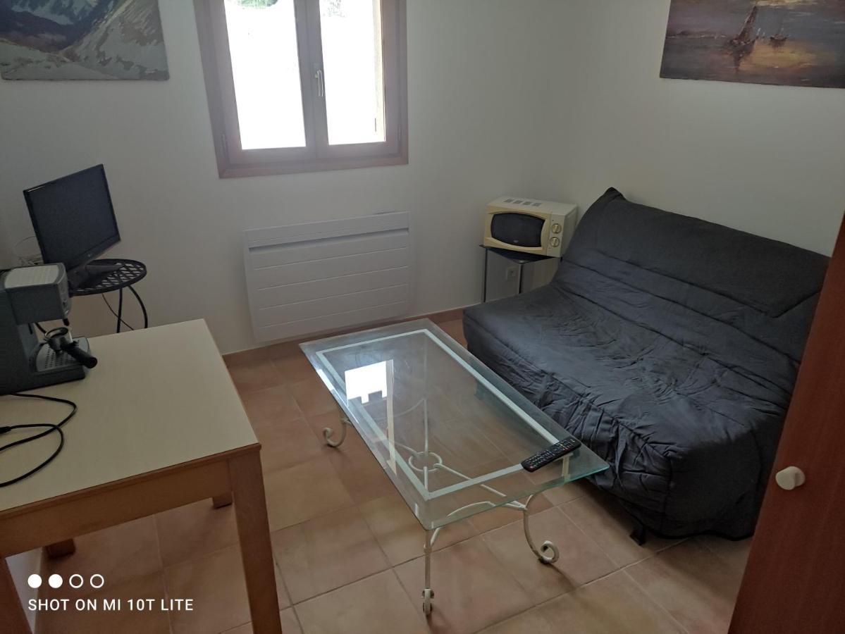 Deux Pieces Avec Grande Terrasse Au Calme Apartment Saint-Martin-Vésubie Exterior foto